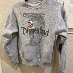 Authentic 2018 Disneyland pullover sweatshirt
